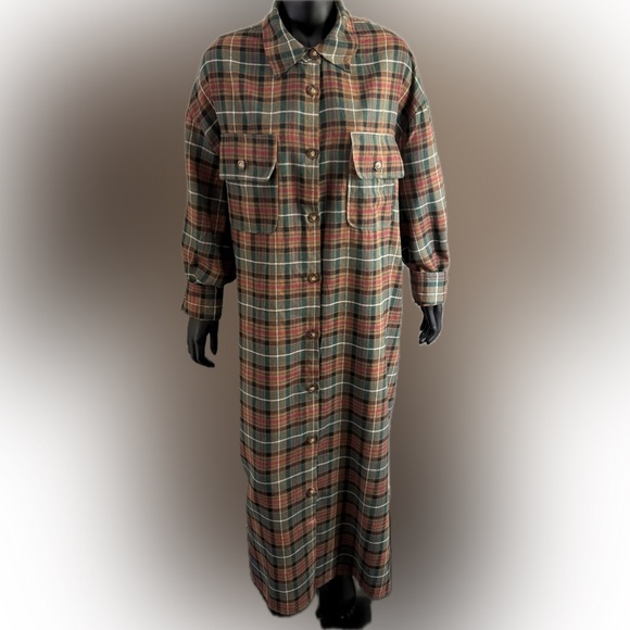 Dressed in LALA Dresses & Skirts - Dressed in LALA Plaid Long Sleeve Dress - Green and Red